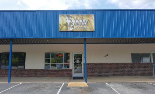 Volunteer Vapors