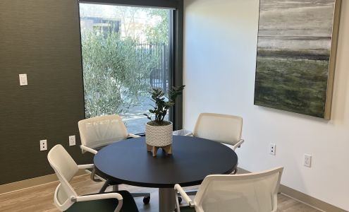 Lockhart Real Estate Advisors