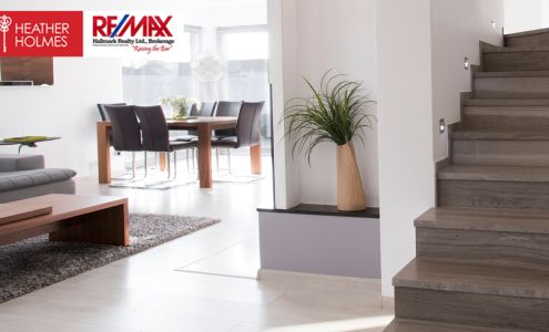 Heather Holmes - RE/MAX Hallmark Realty Ltd Brokerage