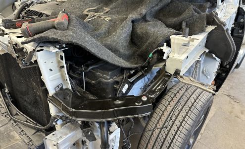 Curry Chevrolet Collision Centre 154 Industrial Park Rd, Haliburton Ontario K0M 1S0