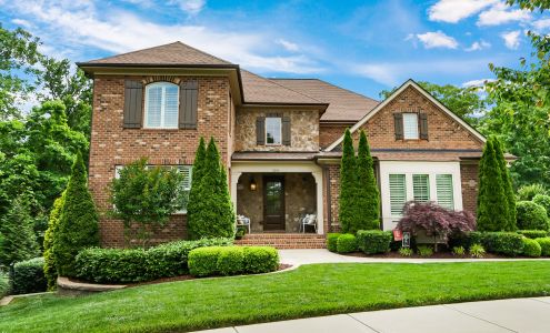 Jeff Markus Homes Brokered By eXp Realty