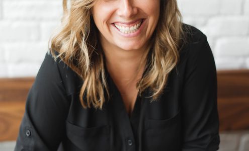 Cindy Collins, Realtor