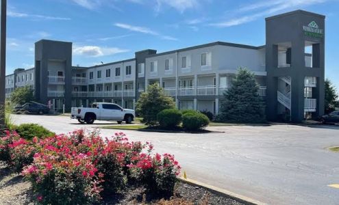 Red Lion Inn & Suites Dayton Airport