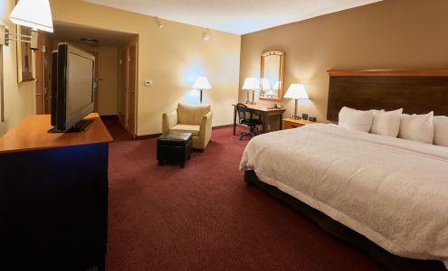 Hampton Inn Massillon