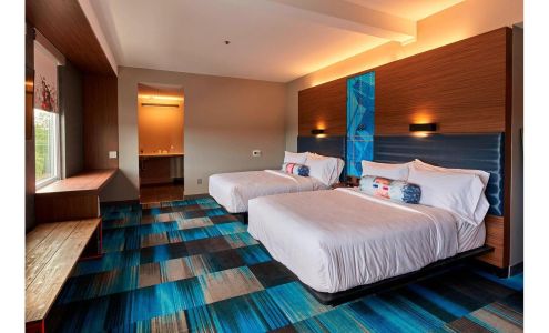 Aloft Cleveland Airport