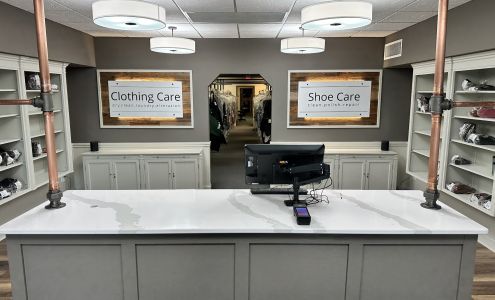 Shoe Care 2106 Tremont Center, Upper Arlington Ohio 43221