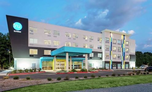 Tru by Hilton Crossett Crossett