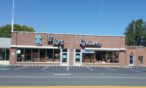 La Kat Gallery & Design Naches