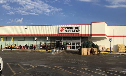 Tractor Supply Bowie
