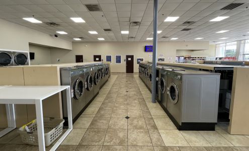 Washateria Lounge Antoine