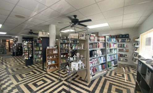 Biblias y Mas Libreria Cristiana