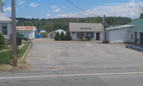 Raiano Garden And Greenhouses