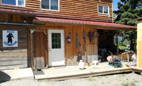 Bear Butchering Lundbreck