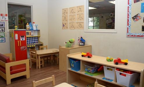 La Petite Academy on Normandale South