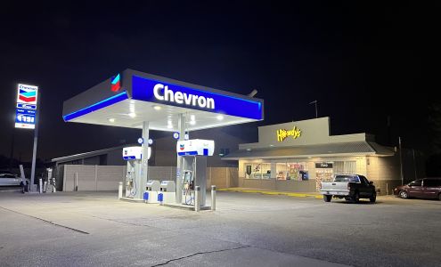 Howdy”s Chevron