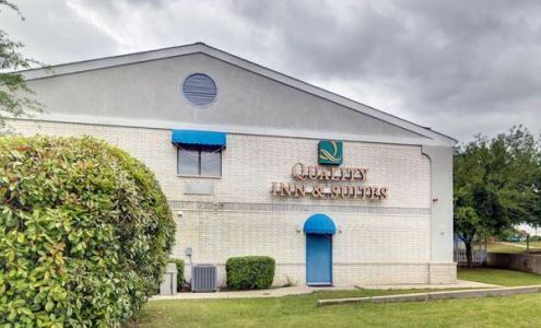 Quality Inn & Suites