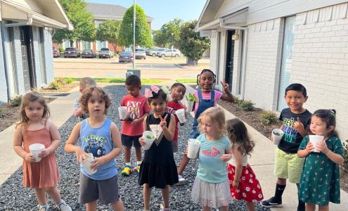 Little Ivies Montessori - Preschool & Child care center