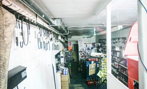 Pièces D'Auto Iberville Enrg