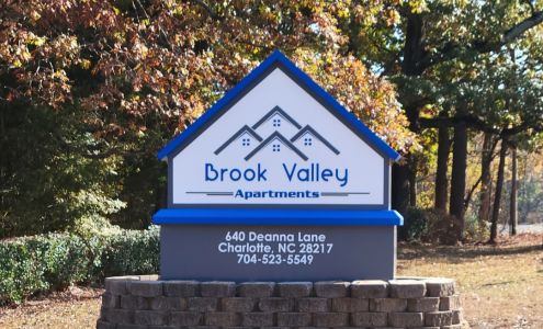Brook Valley Apartments