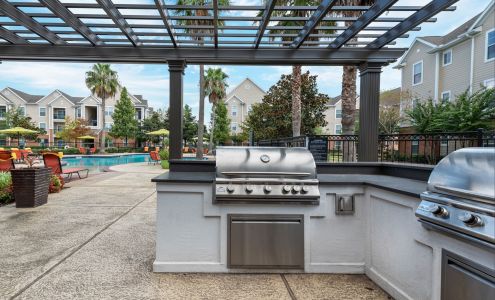 Advenir at Eagle Creek