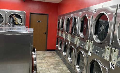 Super Clean Laundromat