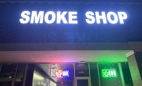 Smoke N Cell 4 | Smoke shop | Delta 8 | CBD | Vape | E juice | Cellphone Repair
