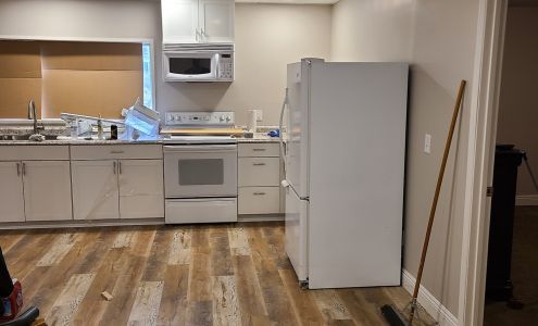 Holly Home Carpets Inc