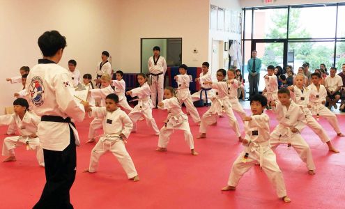 Master Lee's World Champion Tae Kwon Do - Cinco Ranch