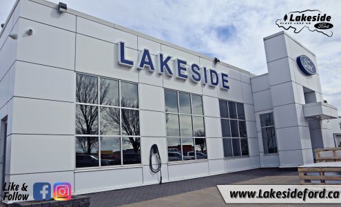 Lakeside Ford Slave Lake