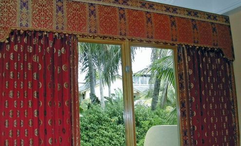 Mesa Blinds & Shutters