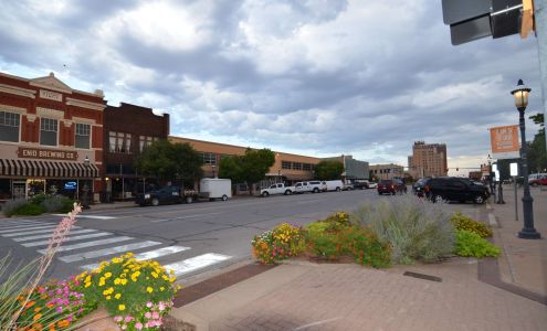 GLō Best Western Enid Ok Downtown/Convention Center Hotel
