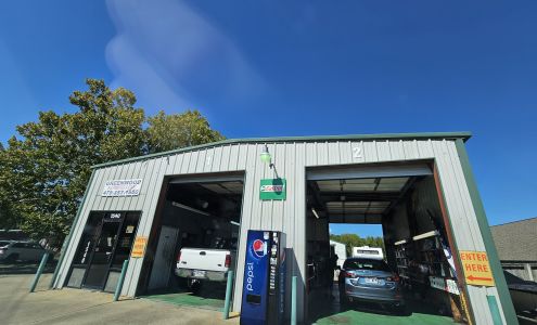 Greenwood Express Lube Greenwood