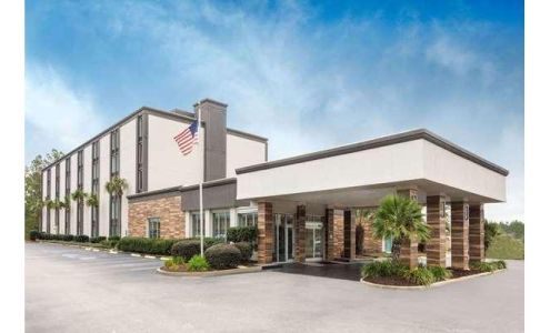 Wyndham Garden Summerville