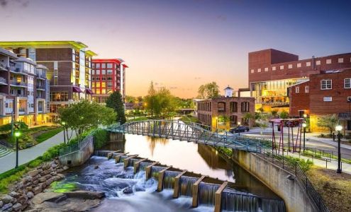 Holiday Inn Express & Suites Greenville-Downtown by IHG