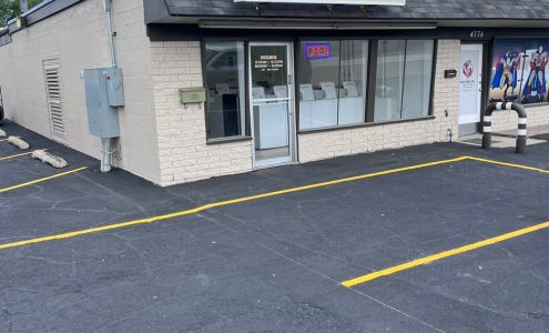 Redwood Coin-Op Laundry