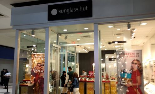 Sunglass Hut