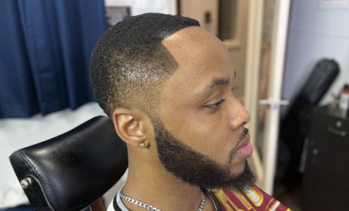 Iron Cuts Barber Den