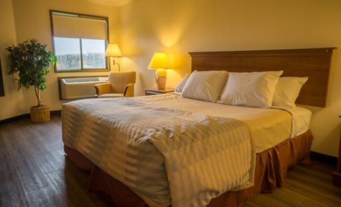 Sunnyside Inn and Suites