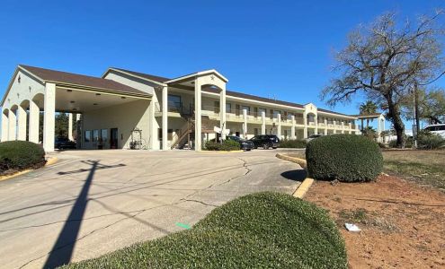 SureStay By Best Western Floresville