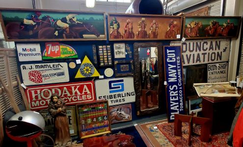 Lander Street Vintage