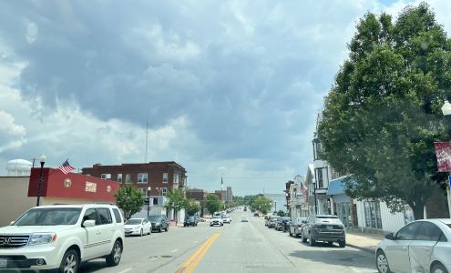 Illini Insurance Group, Vic Wingerter owner/agent, Ron Grawe agent