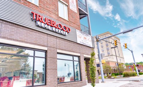 Trueblood Real Estate in Lafayette