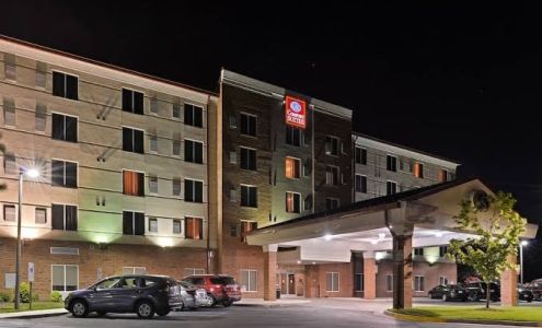 Comfort Suites At Virginia Center Commons