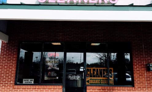 CJ's Cleaners & Alterations
