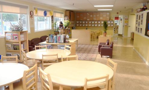 La Petite Academy of Alexandria