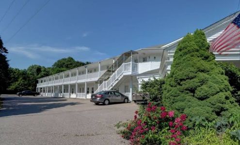 Hamilton Village Inn