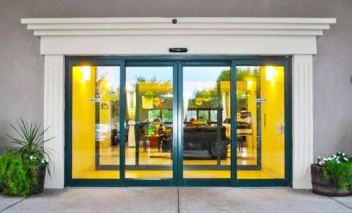 Comfort Inn and Suites Madison East