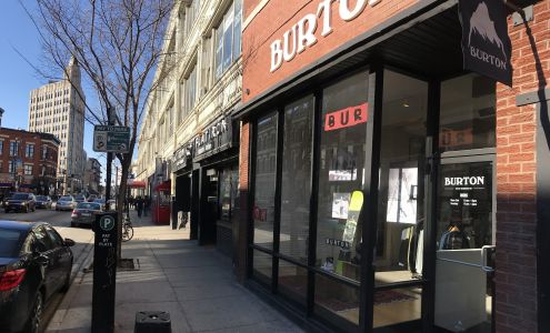 Burton Chicago Flagship Store