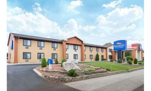 Baymont by Wyndham Waukesha