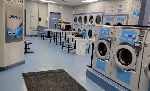 Super Wash Laundromat